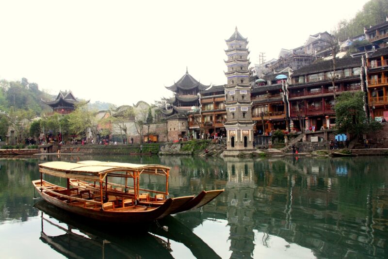 Schön, aber übermässig kommerzialisiert: Fenghuang. Foto: OZ