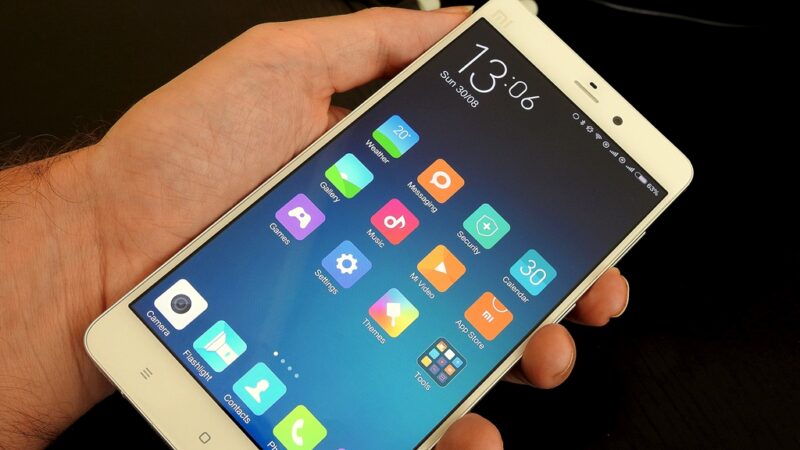 Kraftvolles "Phablet": Das Xiaomi Mi Note. Fotos: O. Zwahlen
